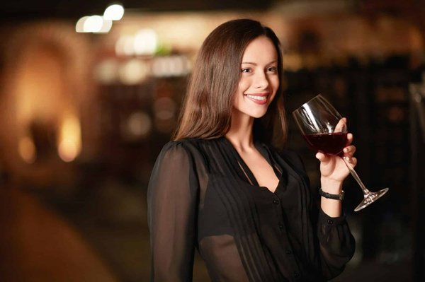 Quels sont les meilleurs circuits pour découvrir les vins en Toscane, Italie : dégustations et itinéraires ?